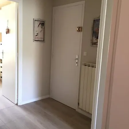 Апартаменты A 5 Minutes A Pied Du Centre , T2 Font-romeu Фон-Ромё