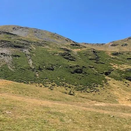 A 5 Minutes A Pied Du Centre , T2 Font-romeu Апартаменты